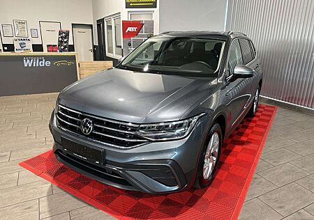 VW Tiguan Allspace Volkswagen 7Sitze Navi ACC AHK LED Kamera