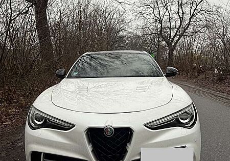 Alfa Romeo Stelvio Quadrifoglio Q4