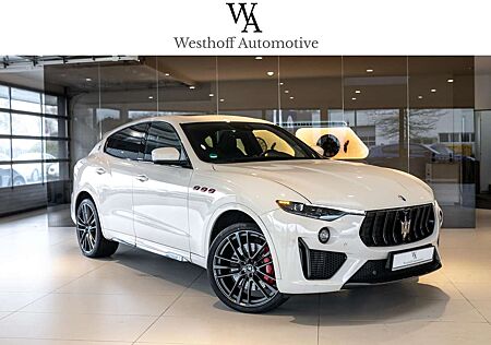 Maserati Levante Trofeo "Off White" Carbon Alcantara Matrix