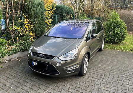 Ford S-Max Titanium (02.2010->)