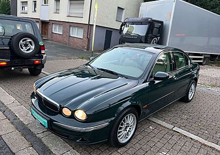 Jaguar X-Type 2.0 V6 Executive*TÜV NEU*1 HAND*KLIMA*TOP