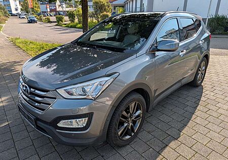 Hyundai Santa Fe Premium 4WD Automatik/Panorama/Xenon