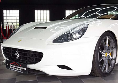 Ferrari California 4.3 CAPRISTO//4-SITZER//20" DIAMOND//
