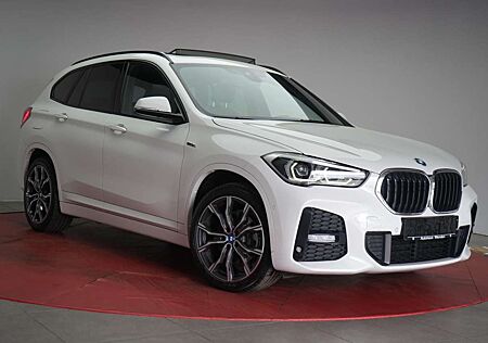 BMW X1 xDrive25e M Sport Navi/Temp/Pano/AHK