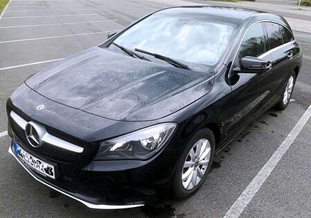 Mercedes-Benz CLA 180 CLA Shooting Brake 180 d 7G-DCT Urban