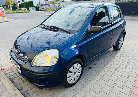Toyota Yaris 1.0 5 türig