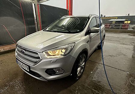 Ford Kuga 2.0 TDCi 4x4 Aut. Titanium