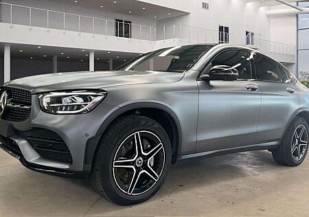 Mercedes-Benz GLC 300 de AMG Coupe 19*360*Distro*LED*Alcantara