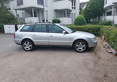 Audi A4 Avant 1.6