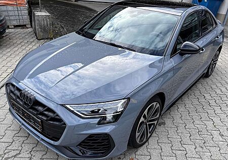 Audi S3 Limousinequattro PORSCHE Arktikgrau,Akrapovic
