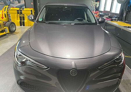 Alfa Romeo Stelvio B-Tech 2,0 ATX AWDB-Tech