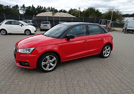 Audi A1 Sportback 1.6TDI Sport *Navi*Xenon*