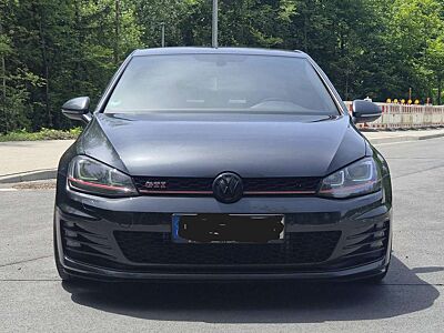 Volkswagen Golf GTI Golf VII 5-Türer Performance BlueMotion Technology
