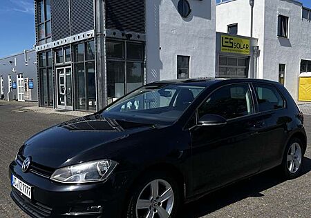 VW Golf Volkswagen 1.2 TSI BlueMotion