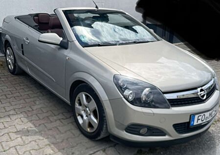 Opel Astra Endless Summer cabrio tüv bis 27