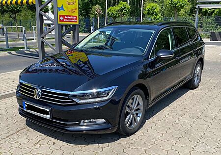 VW Passat Variant Volkswagen 2.0 TDI SCR DSG Trendline