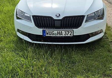 Skoda Superb Combi 2.0 TDI DSG Ambition