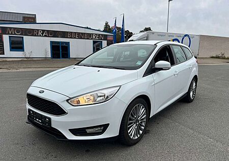 Ford Focus Turnier SERVICE + TÜV NEU AUS ERSTER HAND