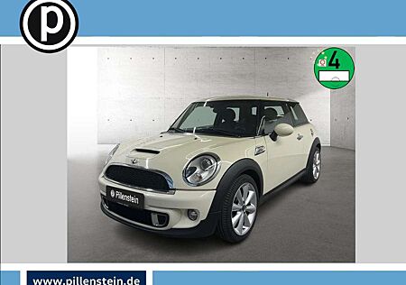 Mini Cooper SD SD XENON+CHILI+PDC+SHZ+17"