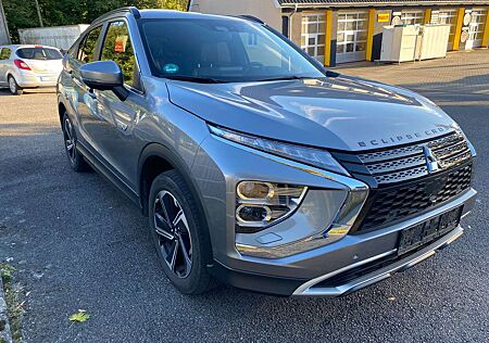 Mitsubishi Eclipse Cross Plug-In Hybrid 4WD Top