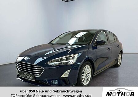 Ford Focus Titanium 1.5 EcoBoost At. ACC SpurH HUD LM