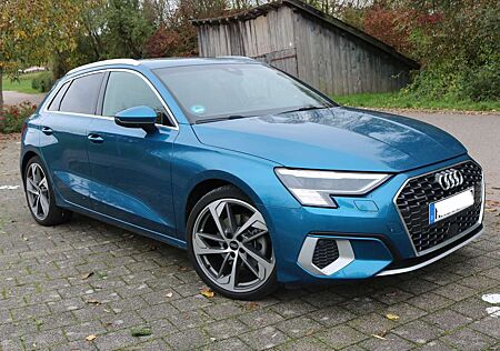 Audi A3 40 TFSI quattro advanced Matrix Standheizung