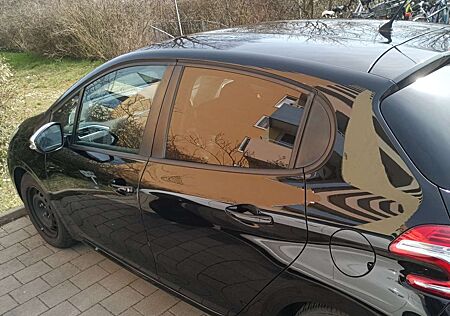 Peugeot 208 82 PureTech Style