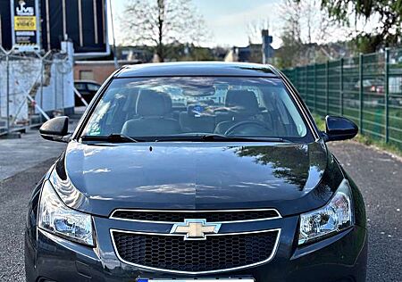 Chevrolet Cruze 2.0 LT