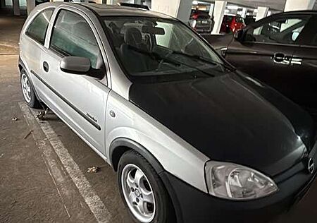 Opel Corsa 1.2 16V Sport