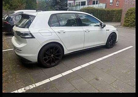 VW Golf Volkswagen 1.5 eTSI OPF DSG Style