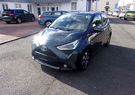 Toyota Aygo x-play club Klima ALU Kamera
