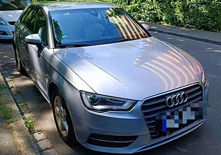 Audi A3 Diesel 2.0 TDI Attraction