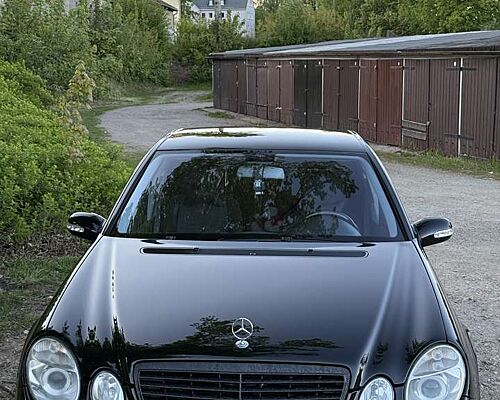 Mercedes-Benz E 320 CDI 7G-TRONIC Avantgarde