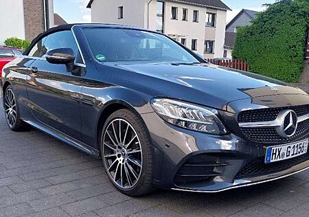 Mercedes-Benz C 200 Cabrio 4Matic 9G-TRONIC AMG Line
