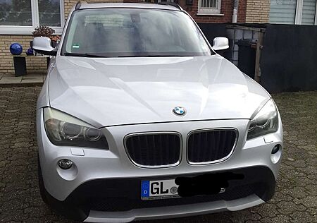 BMW X1 sDrive18i. M-Paket Navi