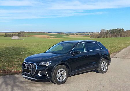 Audi Q3 35 TFSI S tronic