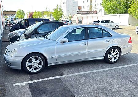 Mercedes-Benz E 200 Kompressor Automatik Avantgarde