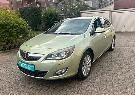 Opel Astra J Sports Tourer Innovation AUT., Navi Xeno