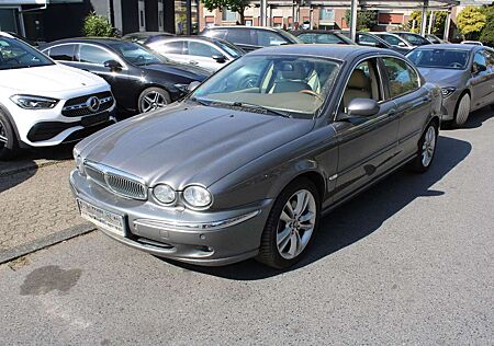 Jaguar X-Type 3.0 V6 Executive*LEDER*NAVI*AUTOMATIK*TOP