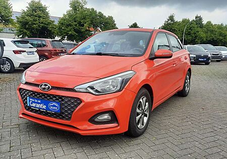Hyundai i20 *ALLWETTERREIFEN/SPURHALTEASSISTENT/KLIMA*