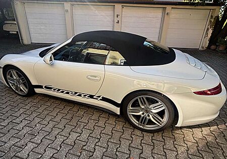 Porsche 911 Carrera 4