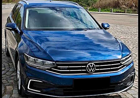 VW Passat Variant Volkswagen GTE 1.4 TSI Plug-In Hybrid (115 kW / 164 PS) DSG