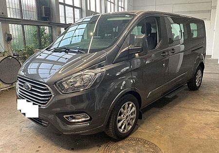 Ford Tourneo Custom 320 L2H1 VA Titanium