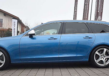 Volvo V90 Kombi R Design / AHK