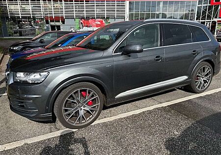 Audi SQ7 4.0 TDI quattro tiptronic