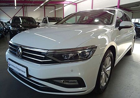 VW Passat Variant Volkswagen PASSAT 2.0 TDI CL.*AHK*ACC*IQ MATRIX*KEY*CAM*