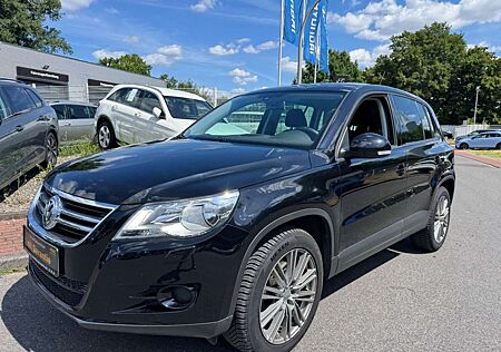 VW Tiguan Volkswagen 1.4 TSI/SPORT/2.HD/KLIMAAUT/NAVI/18"ALU/PDC/SHZ/