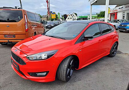 Ford Focus Lim. Sport *Parkass.*Navi*Tempo*div. Ass.*