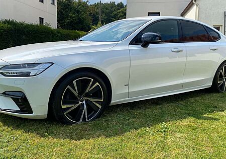 Volvo S90 B5 D AWD G.tronic RDesign,1 Jahr Garantie,6dte