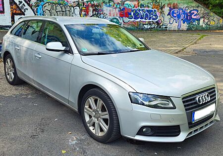 Audi A4 Avant Diesel Avant 2.0 TDI DPF Attraction